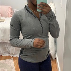 Nike pullover (offer)